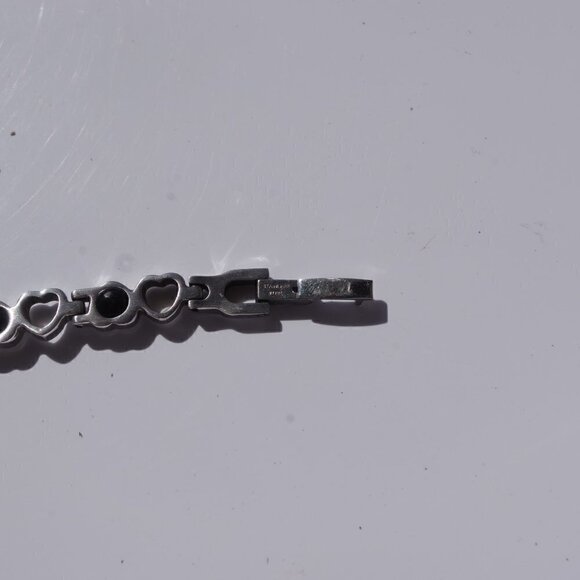 Women`s silver tone heart stainless steel bracelet - Picture 3 of 5